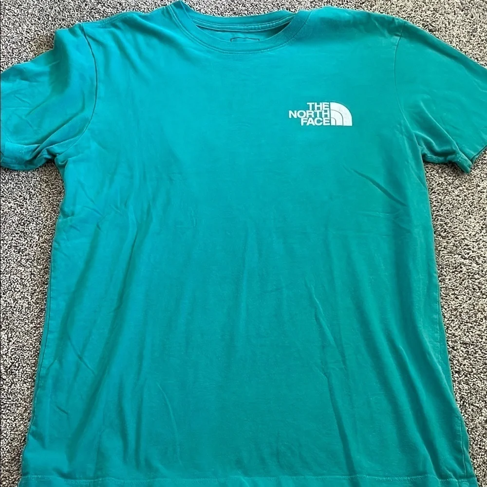 The north face teal t shirt small